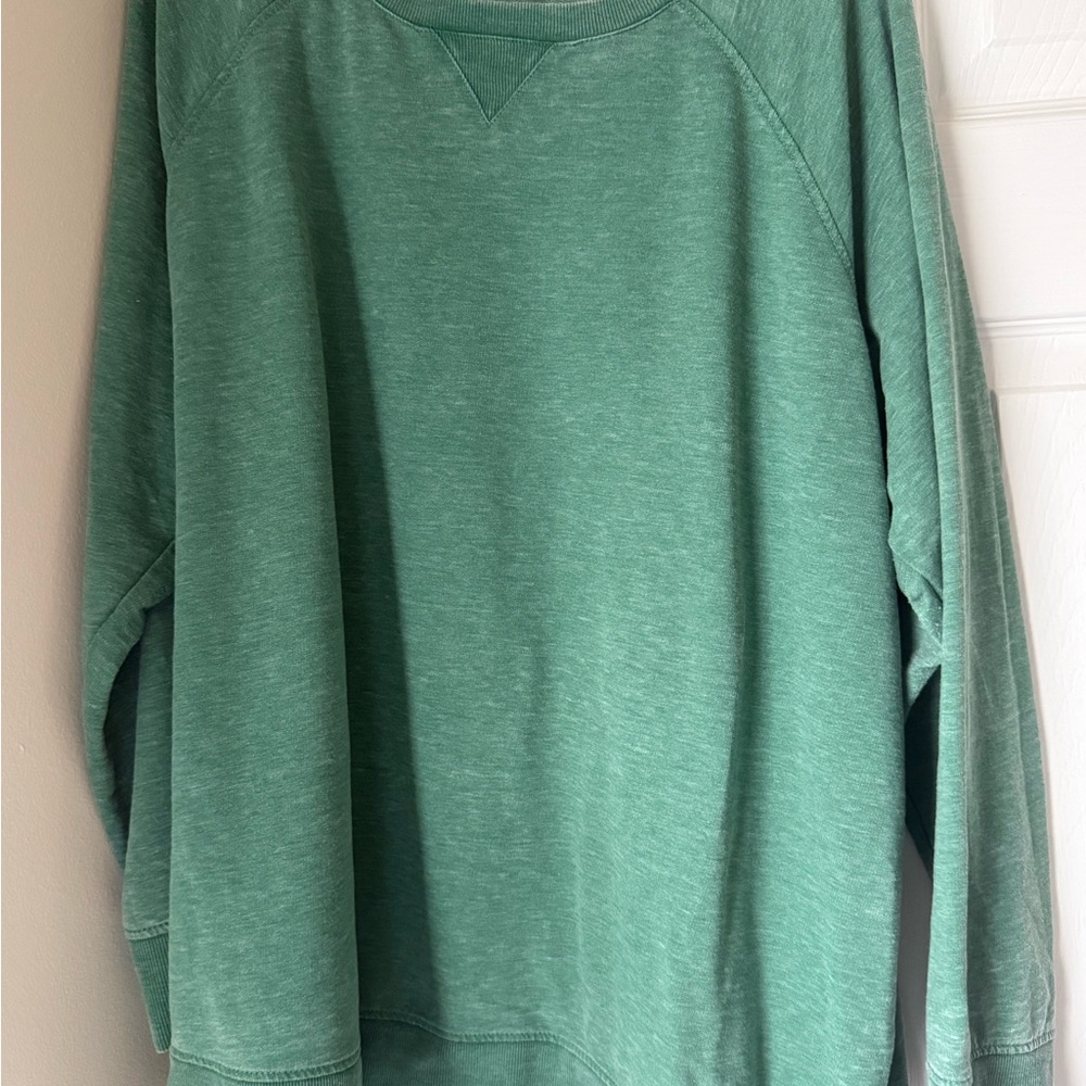 Jane and Delancey Green Long Sleeve Top